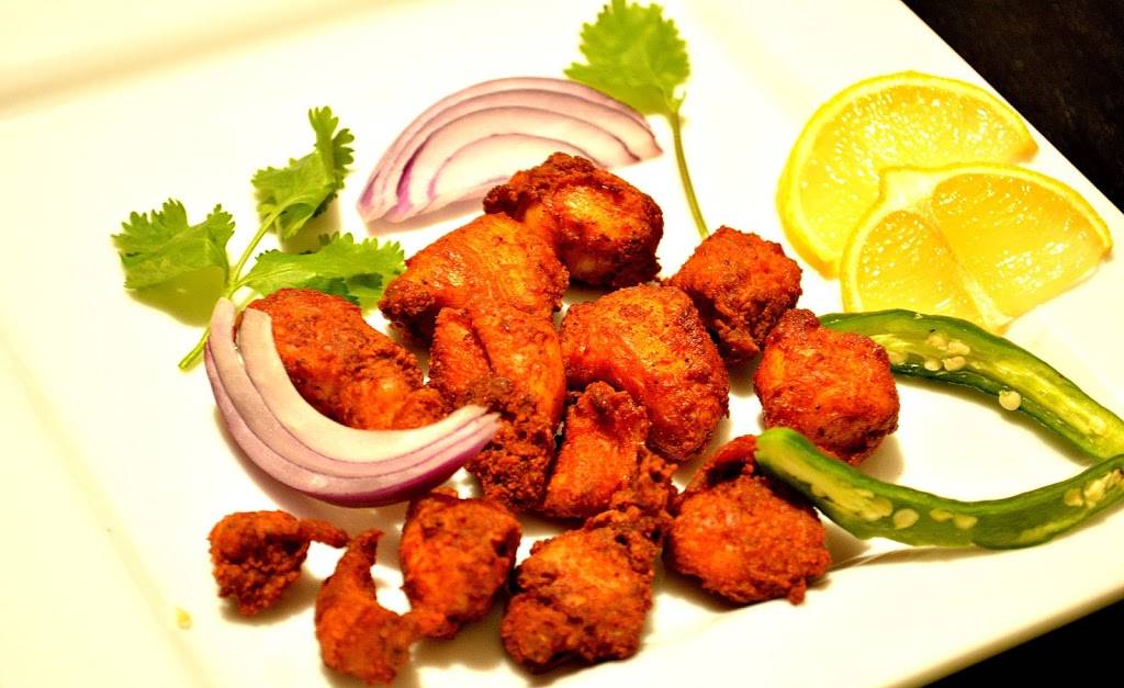 Le Royal Madurai | restaurant | 5701 Chemin de la Côte-des-Neiges, Montréal, QC H3S 1Y7, Canada | 5147392760 OR +1 514-739-2760