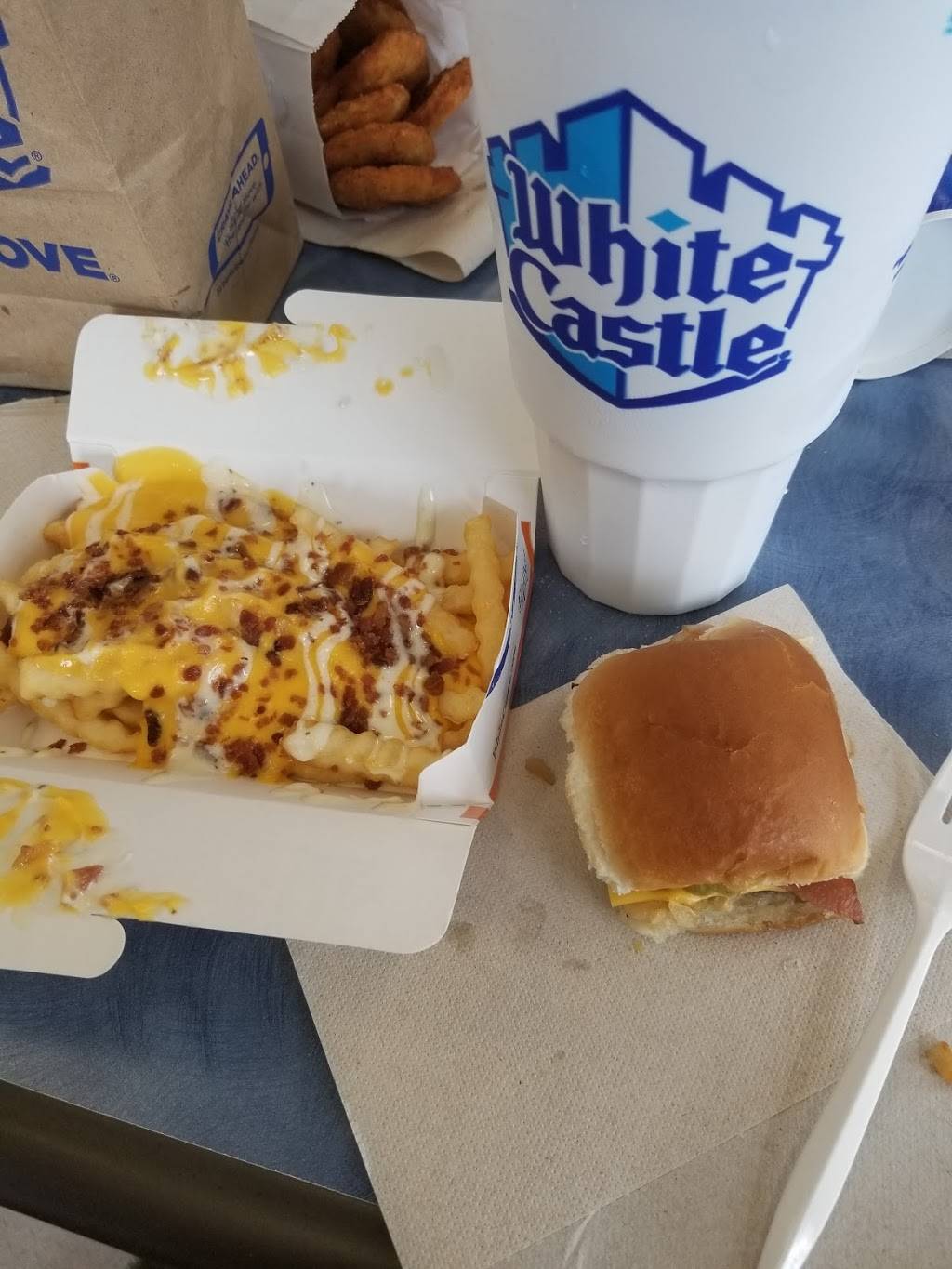 White Castle | restaurant | 10910 New Haven Rd, Harrison, OH 45030, USA | 5133675553 OR +1 513-367-5553