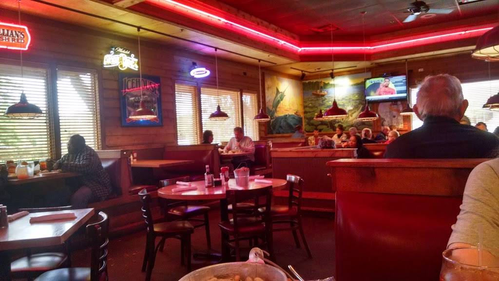 Logans Roadhouse | restaurant | 211 Azalea Square Blvd, Summerville, SC 29483, USA | 8438518666 OR +1 843-851-8666