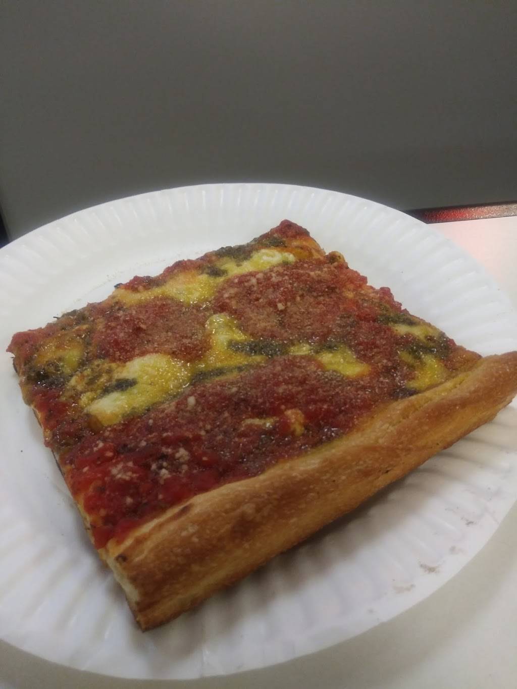 Covellos Pizza | restaurant | 308 S Broad St, Trenton, NJ 08608, USA | 6093939358 OR +1 609-393-9358