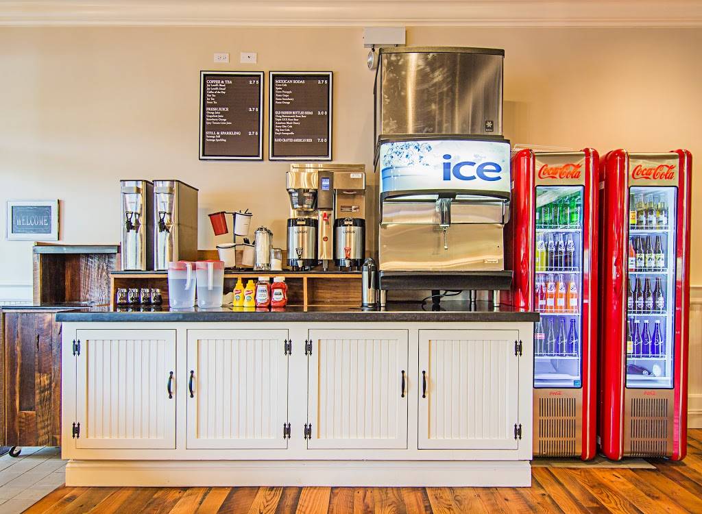 Jay Lovells | restaurant | 766 Sheridan Rd, Highwood, IL 60040, USA | 8477803930 OR +1 847-780-3930