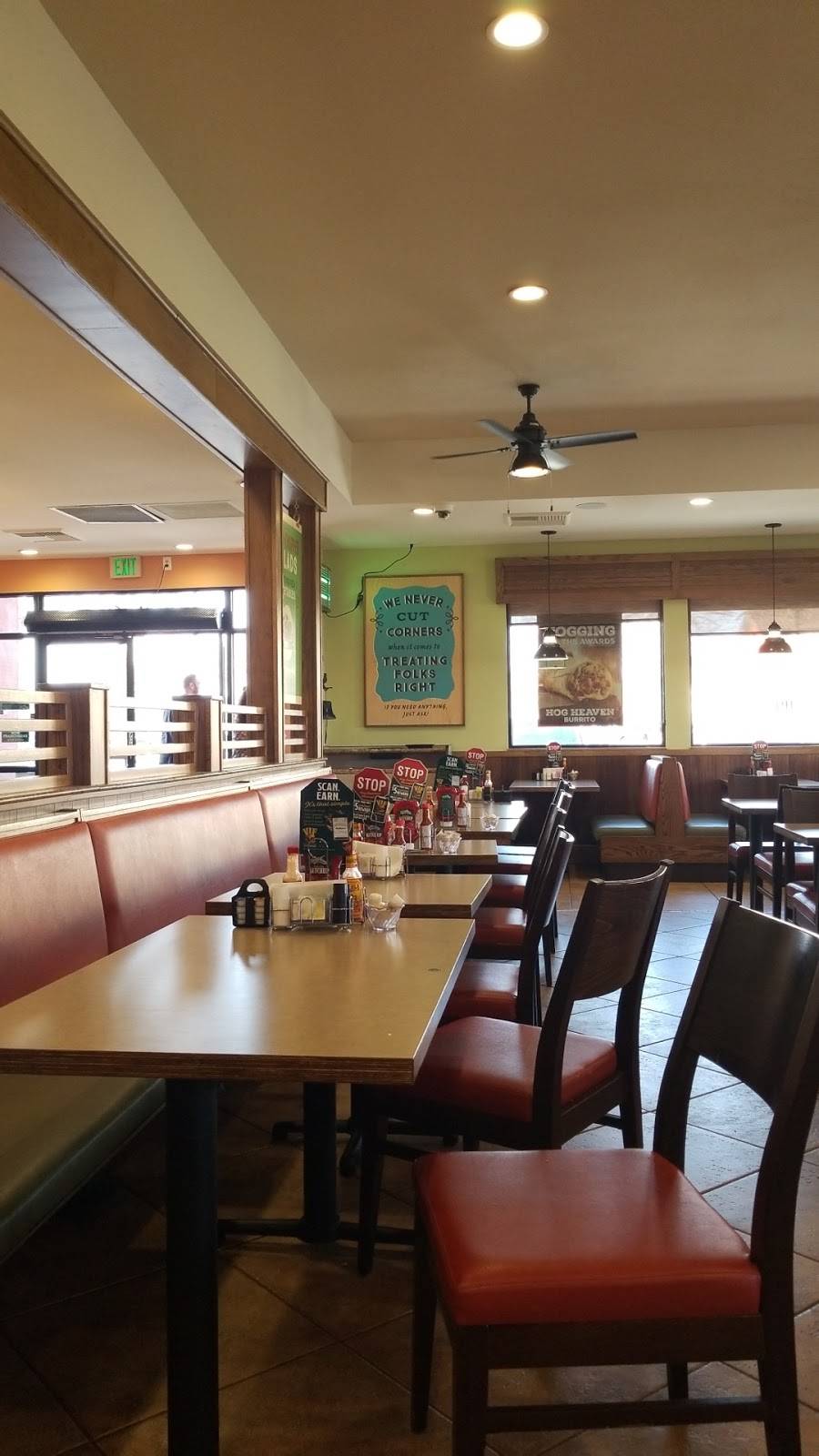 Farmer Boys | restaurant | 12545 Limonite Ave, Eastvale, CA 91752, USA | 9516859200 OR +1 951-685-9200