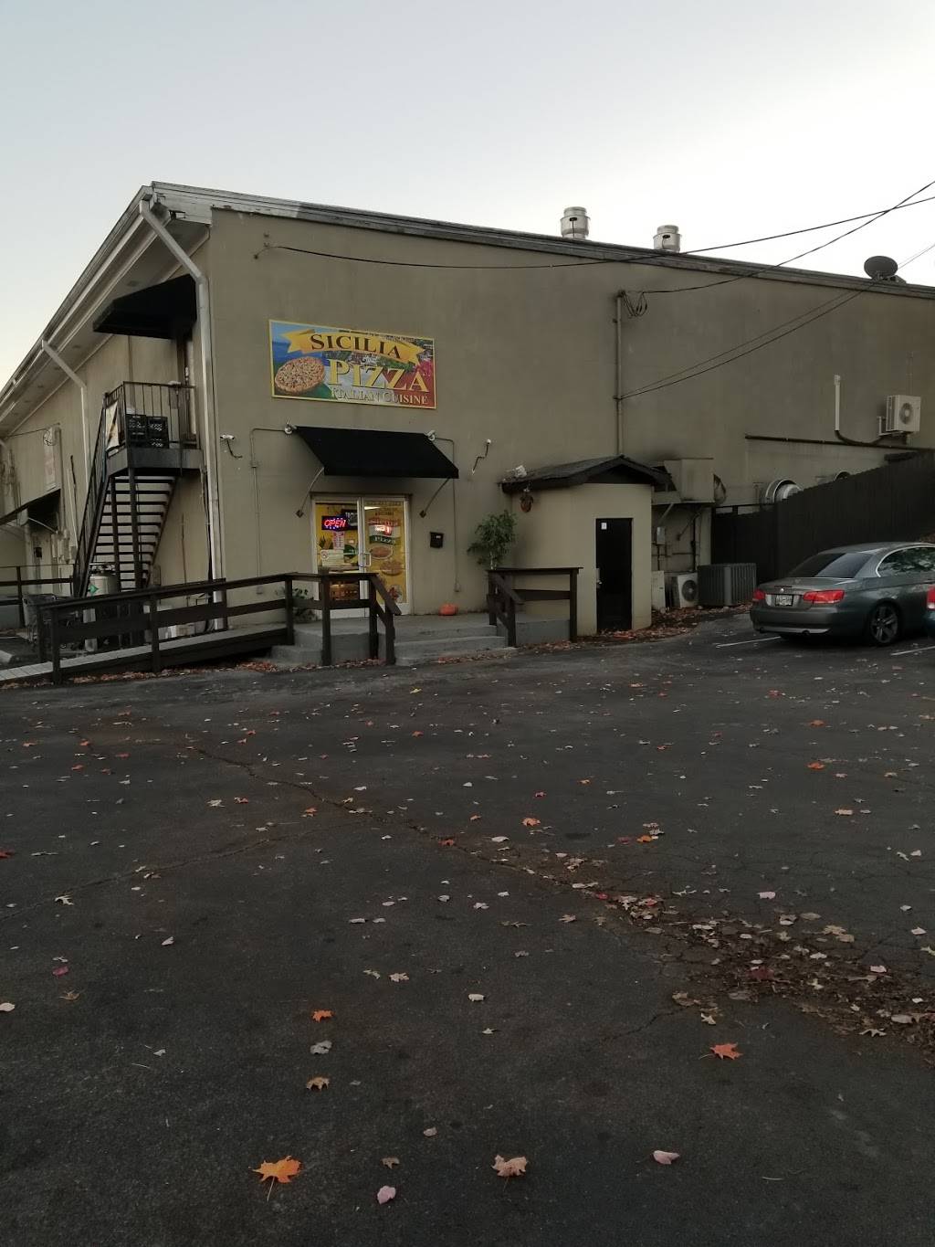 Sicilia Pizza | restaurant | 129 Robertsville Rd, Oak Ridge, TN 37830, USA | 8654838883 OR +1 865-483-8883