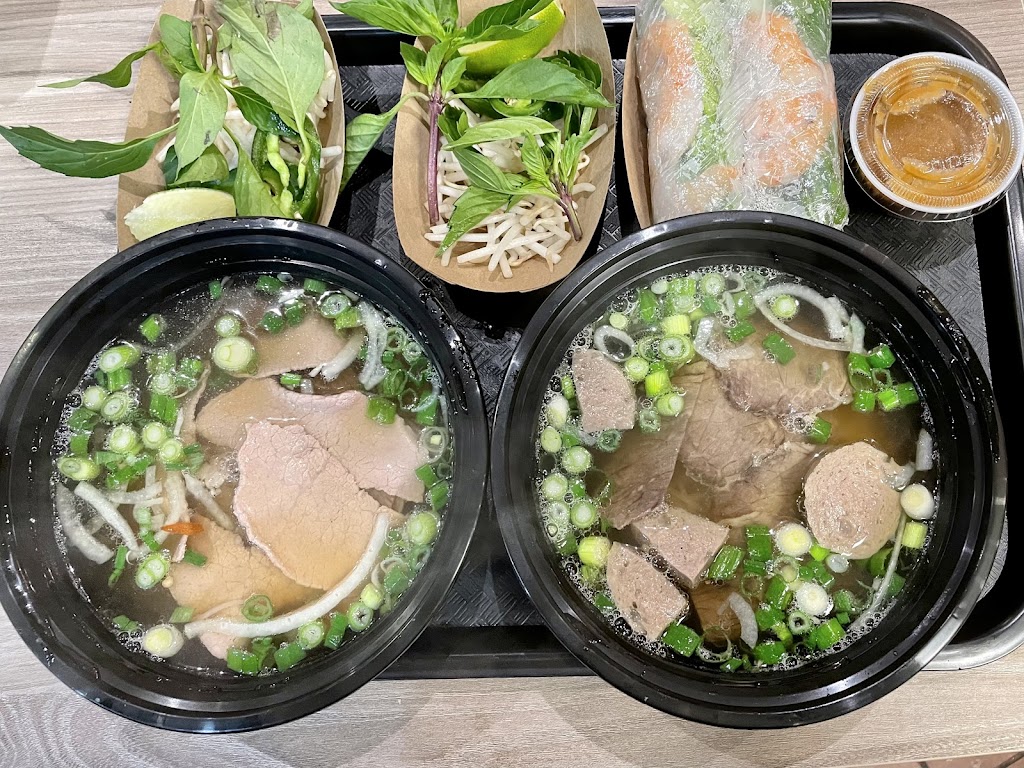 Hello Vietnam Pho & Roll - Tempe | restaurant | 555 N Scottsdale Rd, Tempe, AZ 85281, USA | 4805904048 OR +1 480-590-4048