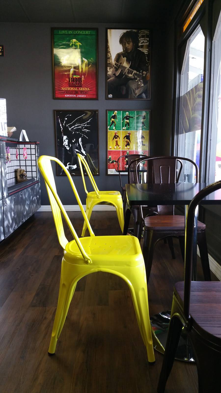 Jamaican Patty Co. | restaurant | 3439 S Campbell Ave, Springfield, MO 65807, USA | 4178861144 OR +1 417-886-1144