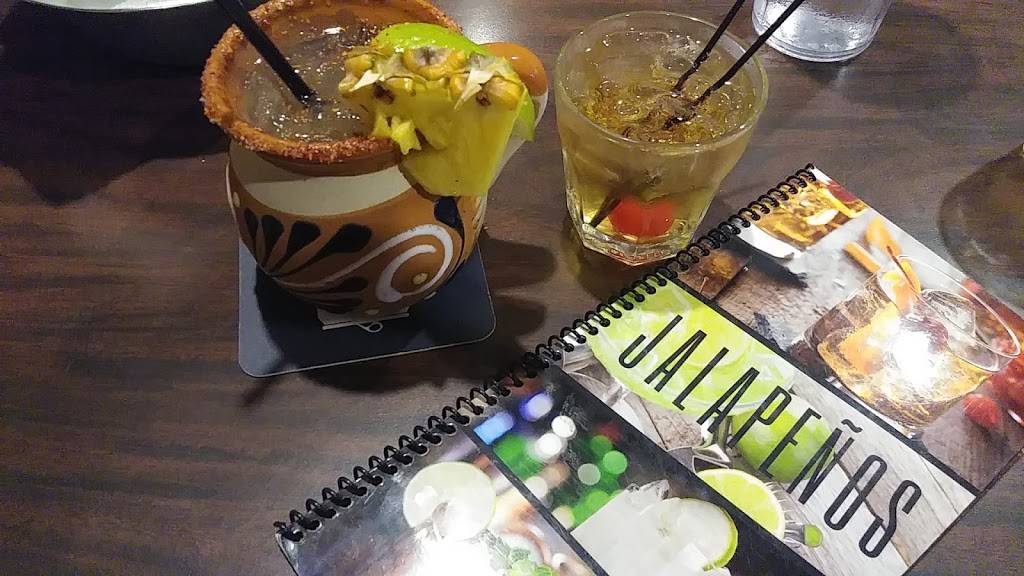 Jalapeños | restaurant | 1940 W William Cannon Dr, Austin, TX 78745, USA | 5126450133 OR +1 512-645-0133