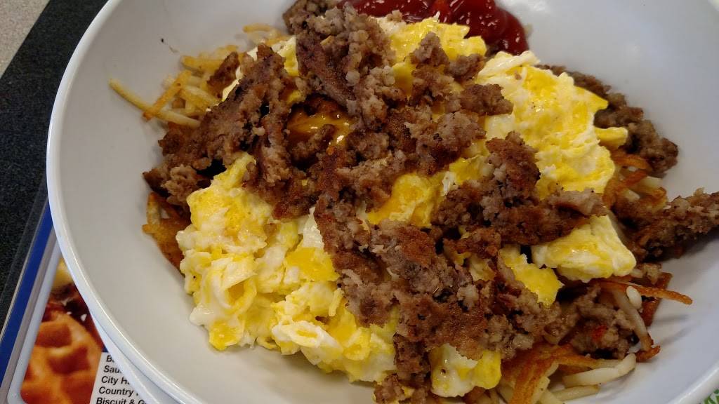 Waffle House | meal takeaway | 670 Magnolia St S, Lincoln, AL 35096, USA | 2057631561 OR +1 205-763-1561