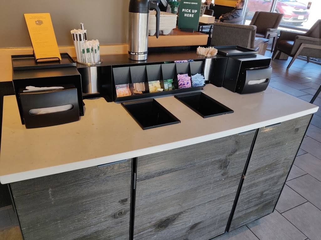 Starbucks | cafe | 2007 Rosser Ave, Waynesboro, VA 22980, USA | 5409490880 OR +1 540-949-0880