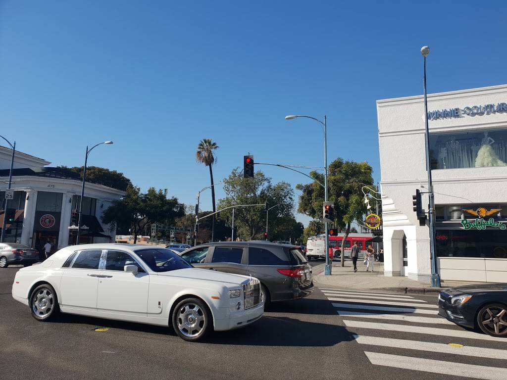 Porta Via Beverly Hills | night club | 424 N Canon Dr, Beverly Hills, CA 90210, USA | 3102746534 OR +1 310-274-6534