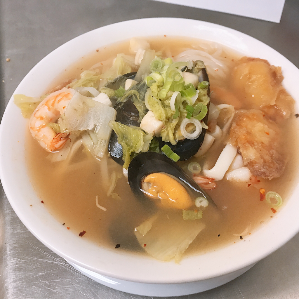 Bann Thai Restaurant | restaurant | 1830 Oakland Ave, Indiana, PA 15701, USA | 7248018544 OR +1 724-801-8544