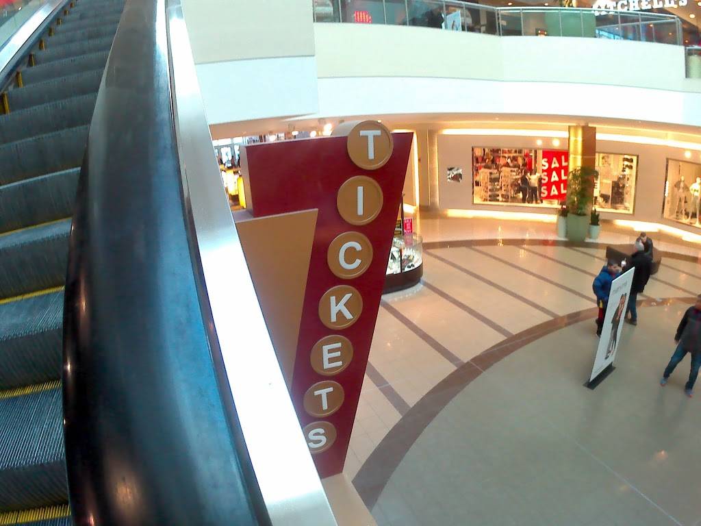 Cinemark Strongsville at Southpark Mall | meal takeaway | 17450 Southpark Center, Strongsville, OH 44136, USA | 4408783709 OR +1 440-878-3709