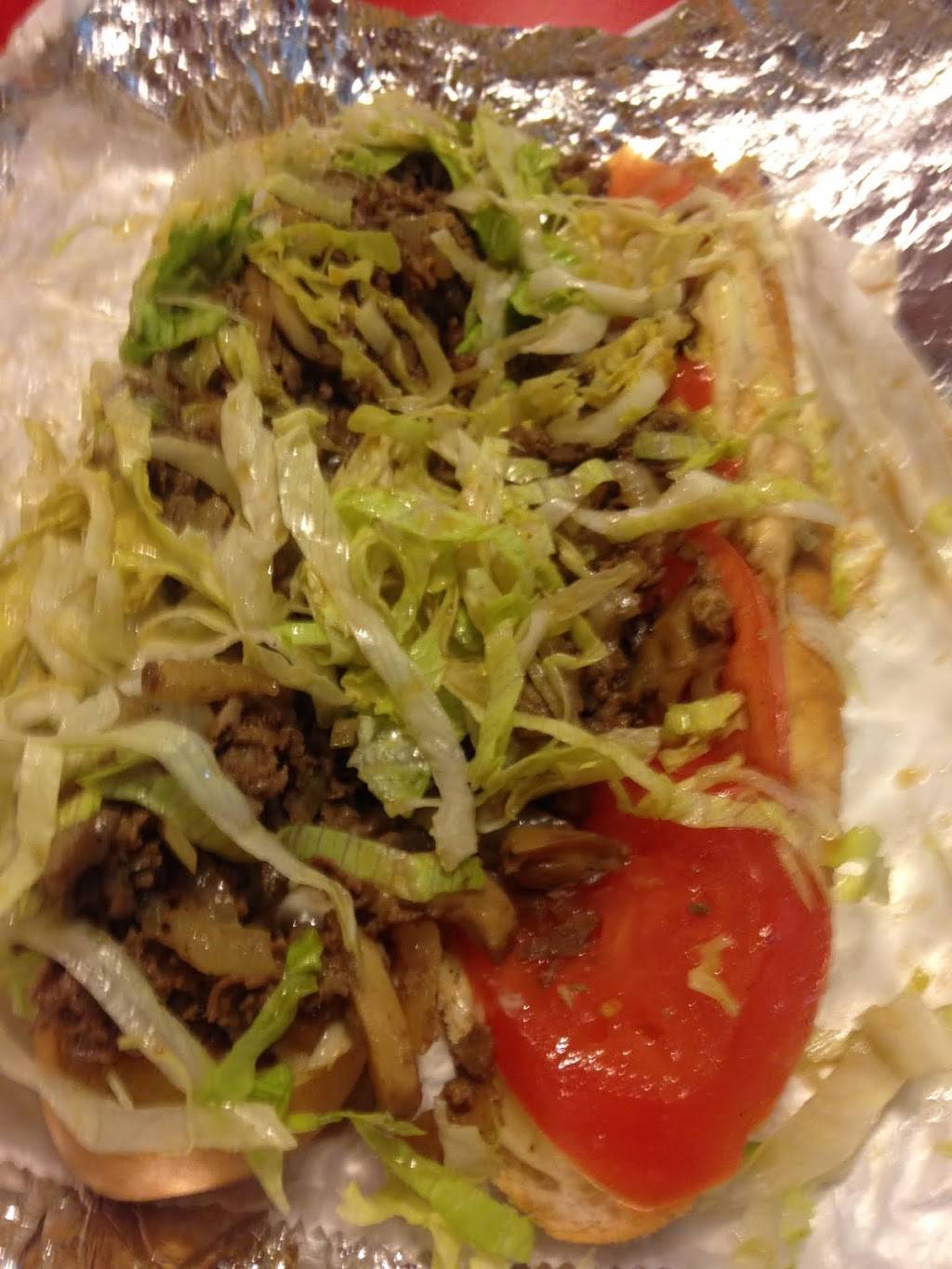 Giovannis Pizzeria | restaurant | 5604 Greene St, Philadelphia, PA 19144, USA | 2158429480 OR +1 215-842-9480