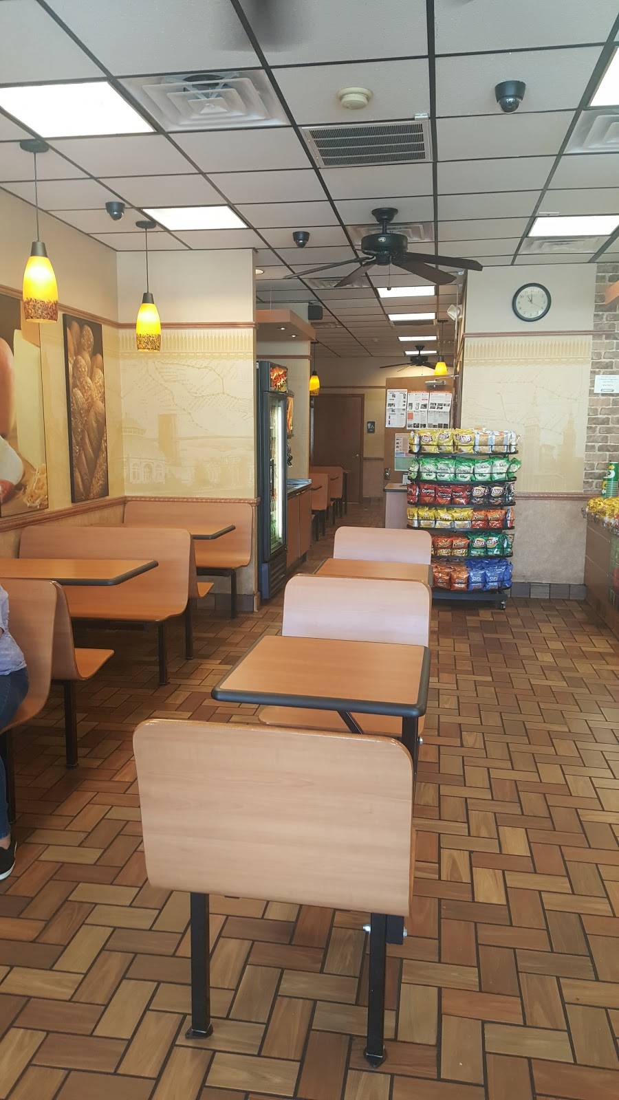 Subway Restaurants | restaurant | 7015 Bandera Rd, Lims Village, Shpng Ctr #15, San Antonio, TX 78238, USA | 2106808229 OR +1 210-680-8229