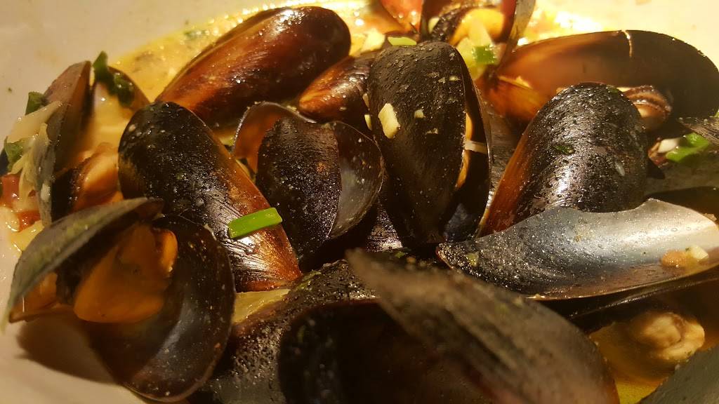 Red Lobster | restaurant | 3845 S Gilbert Rd, Gilbert, AZ 85297, USA | 4807267199 OR +1 480-726-7199