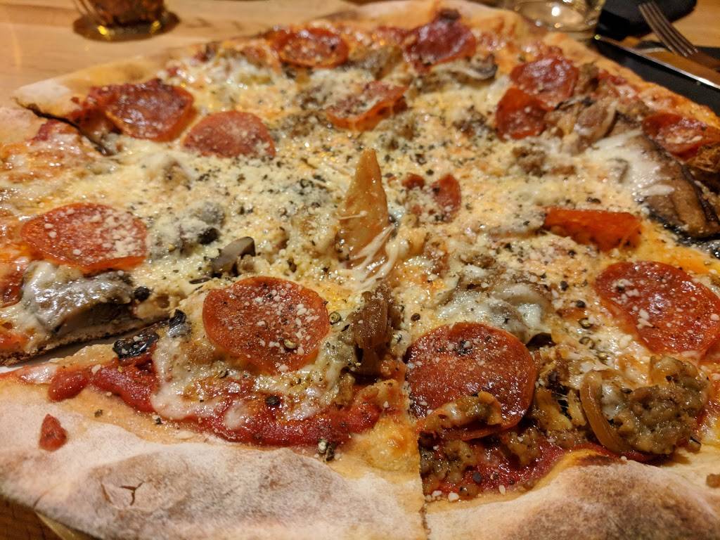 Napa Wood Fired Pizzeria | restaurant | 687 Moseley Rd, Fairport, NY 14450, USA | 5852235250 OR +1 585-223-5250