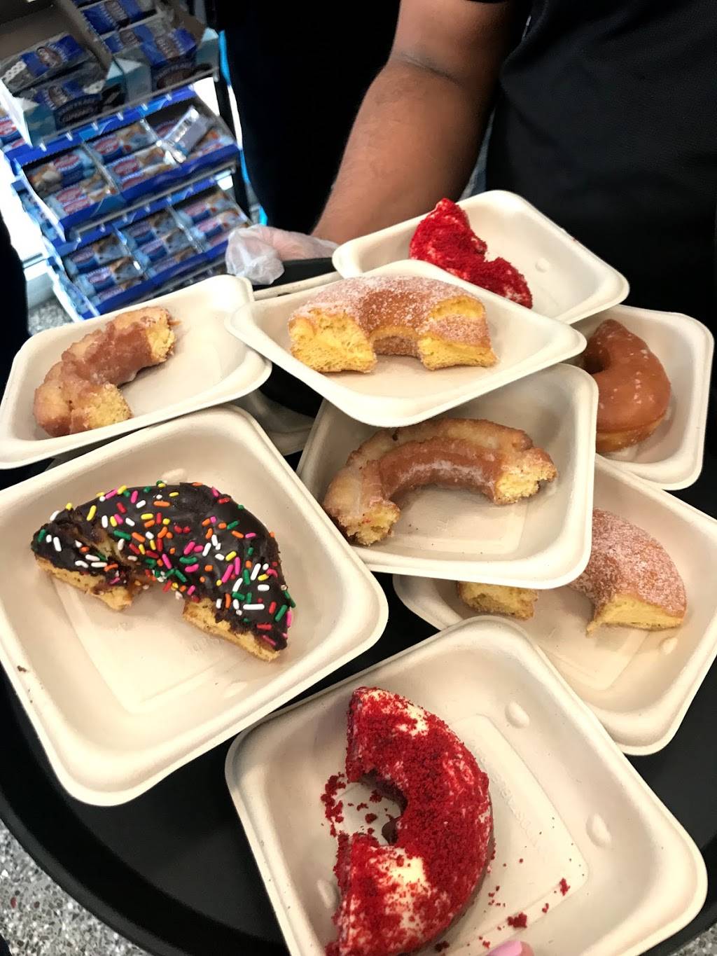 Wawa | cafe | 1600 S Hiatus Rd, Pembroke Pines, FL 33025, USA | 9542814094 OR +1 954-281-4094