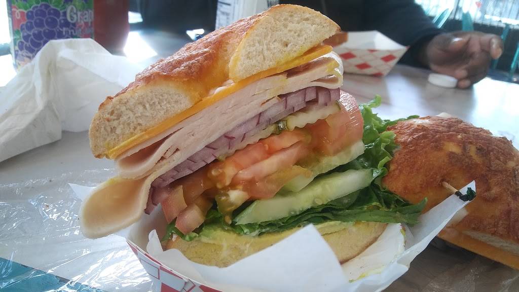 Johnnys Cafe & Donuts | restaurant | 5501 Shattuck Ave, Oakland, CA 94609, USA | 5109230557 OR +1 510-923-0557