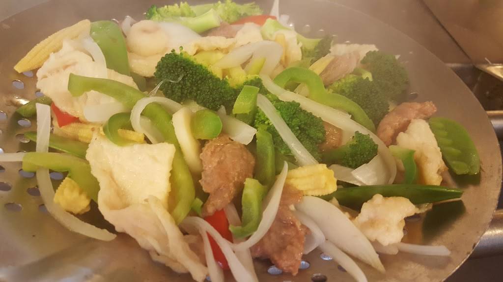 Jade Palace | restaurant | 128 Mill Rd, Valley Stream, NY 11581, USA | 5167913424 OR +1 516-791-3424