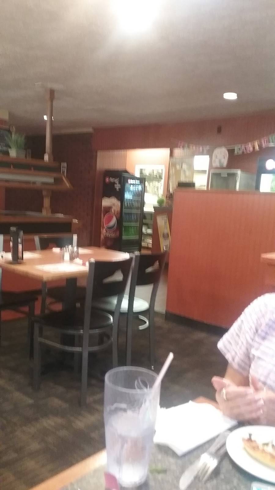 Pizza Hut | restaurant | 2703 S Madison St, Muncie, IN 47302, USA | 7657414140 OR +1 765-741-4140