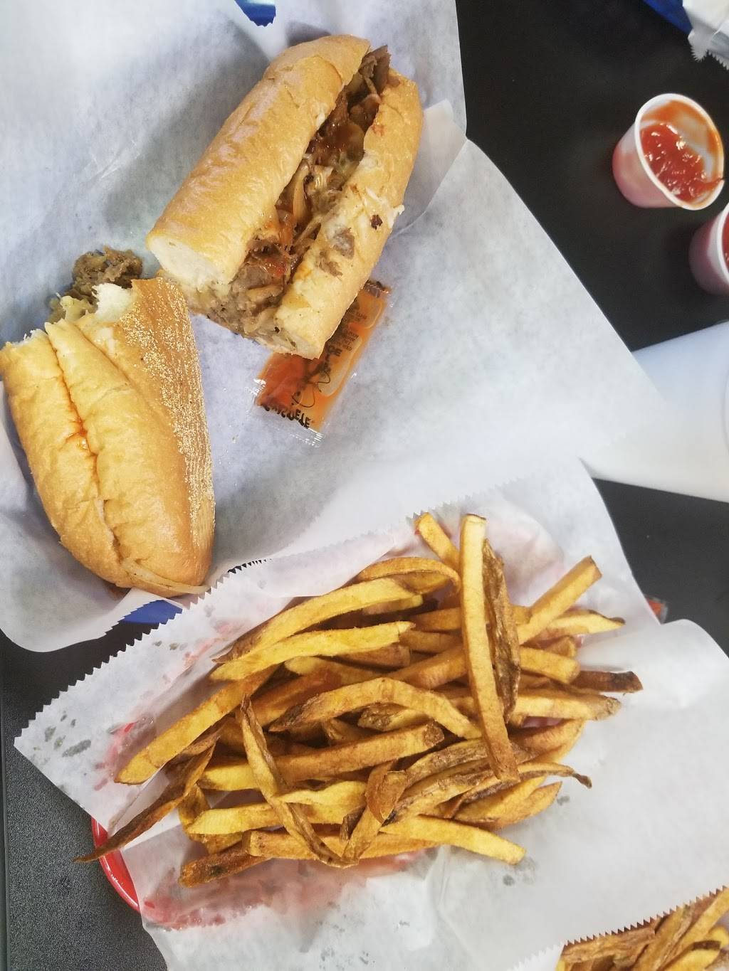 Mad Philly Sandwich Shop | restaurant | 5959 Shallowford Rd #201, Chattanooga, TN 37421, USA | 4235319449 OR +1 423-531-9449