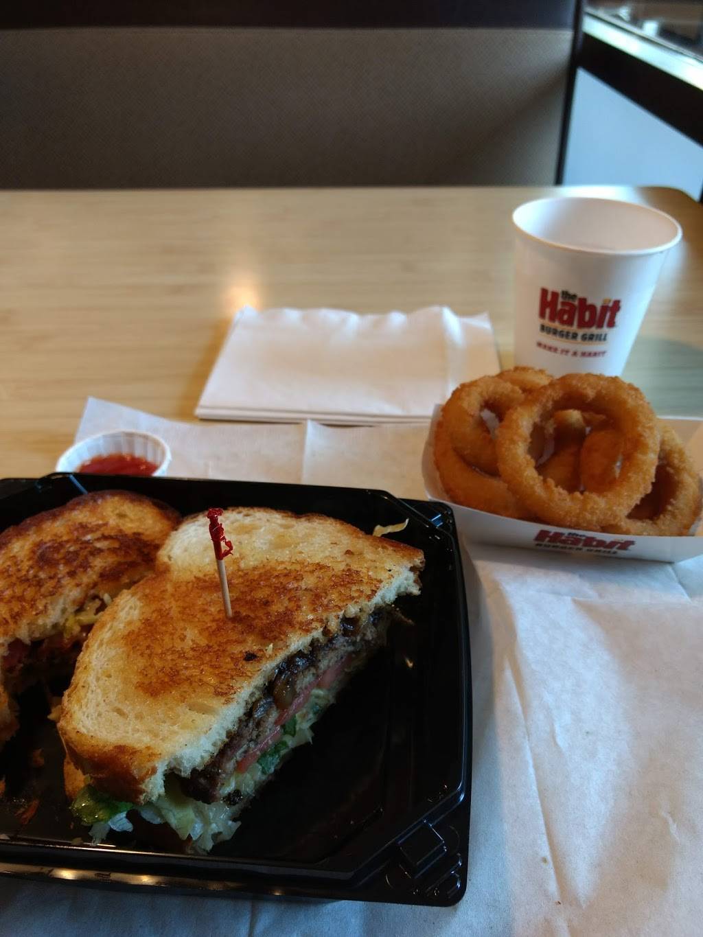 The Habit Burger Grill | restaurant | 5108 Broadway Ste K105, Oakland, CA 94611, USA | 5105956675 OR +1 510-595-6675