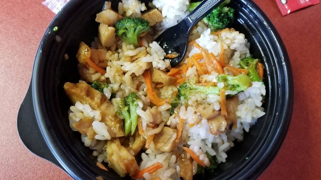 Jack in the Box | restaurant | 23017 Pacific Coast Hwy, Malibu, CA 90265, USA | 3104568943 OR +1 310-456-8943