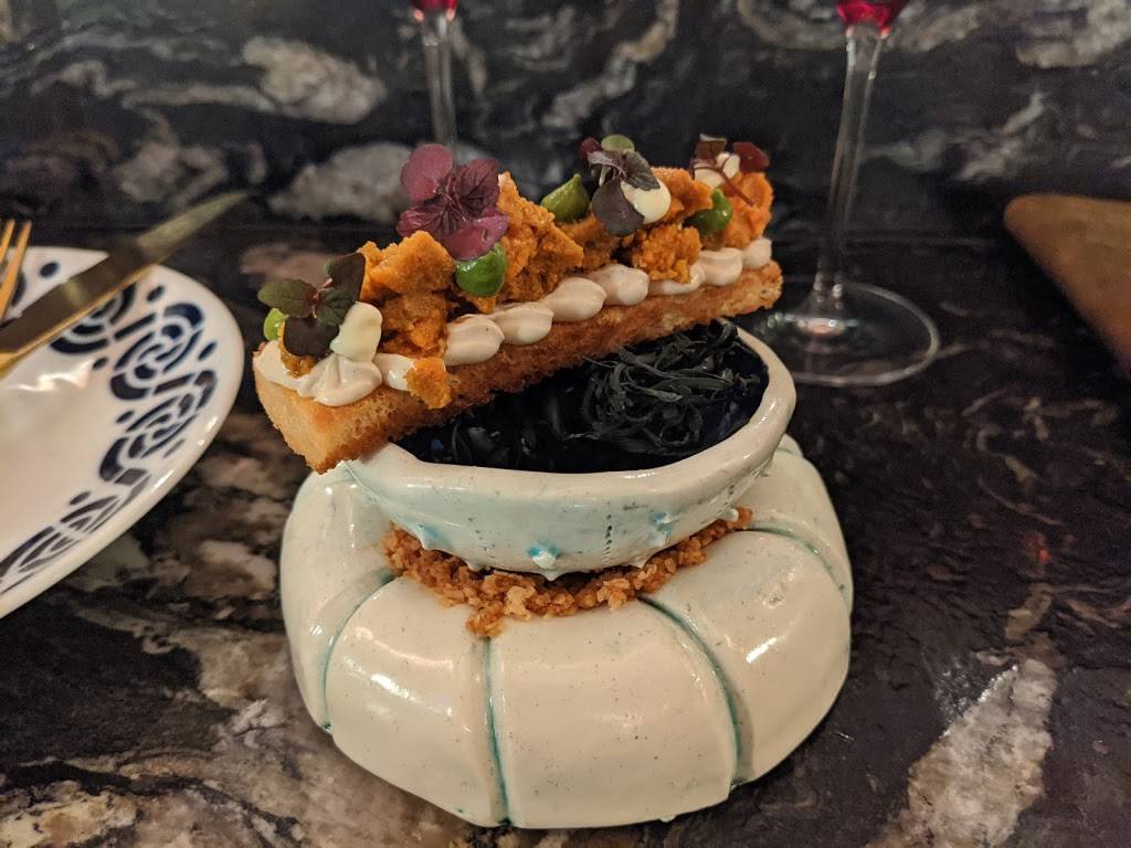 Porto | restaurant | 1600 W Chicago Ave, Chicago, IL 60622, USA | 3126006336 OR +1 312-600-6336