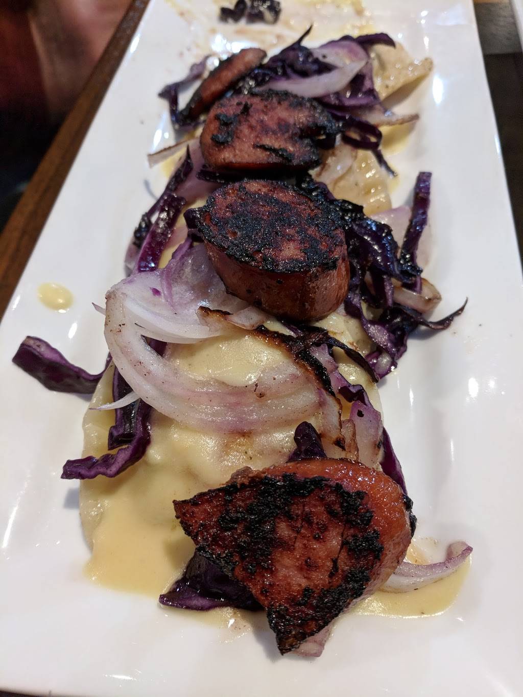 The Hub Bar & Grill | restaurant | 4181 W 150th St, Cleveland, OH 44135, USA | 2162527700 OR +1 216-252-7700