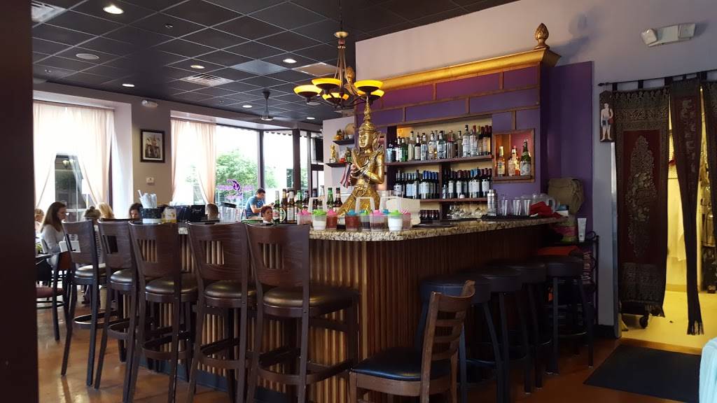 Thai Basil Signature Downtown Phoenix | restaurant | 114 W Adams St, Phoenix, AZ 85003, USA | 6027598737 OR +1 602-759-8737