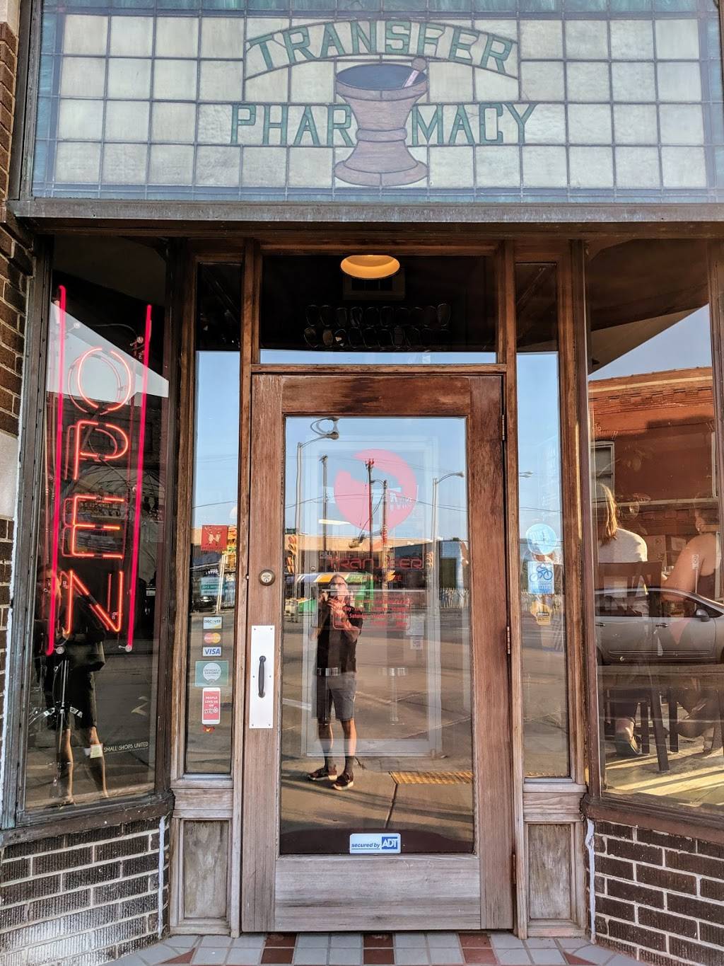 Transfer Pizzeria Café | cafe | 101 W Mitchell St, Milwaukee, WI 53204, USA | 4147630438 OR +1 414-763-0438