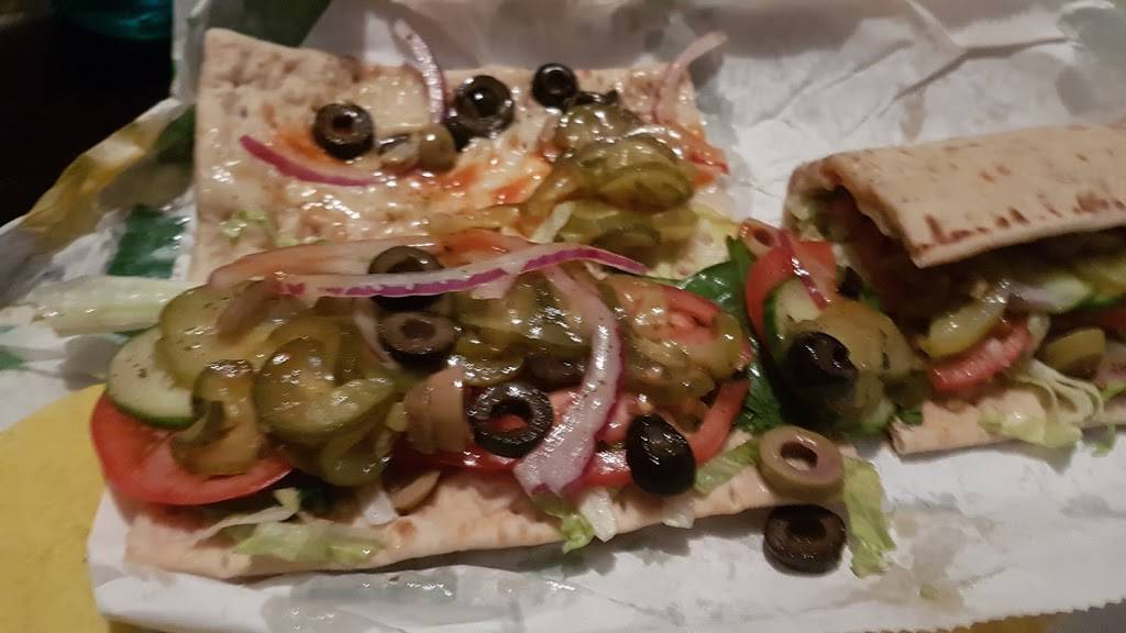 Subway | restaurant | 645 Hurontario St, Collingwood, ON L9Y 2N6, Canada | 7054434343 OR +1 705-443-4343