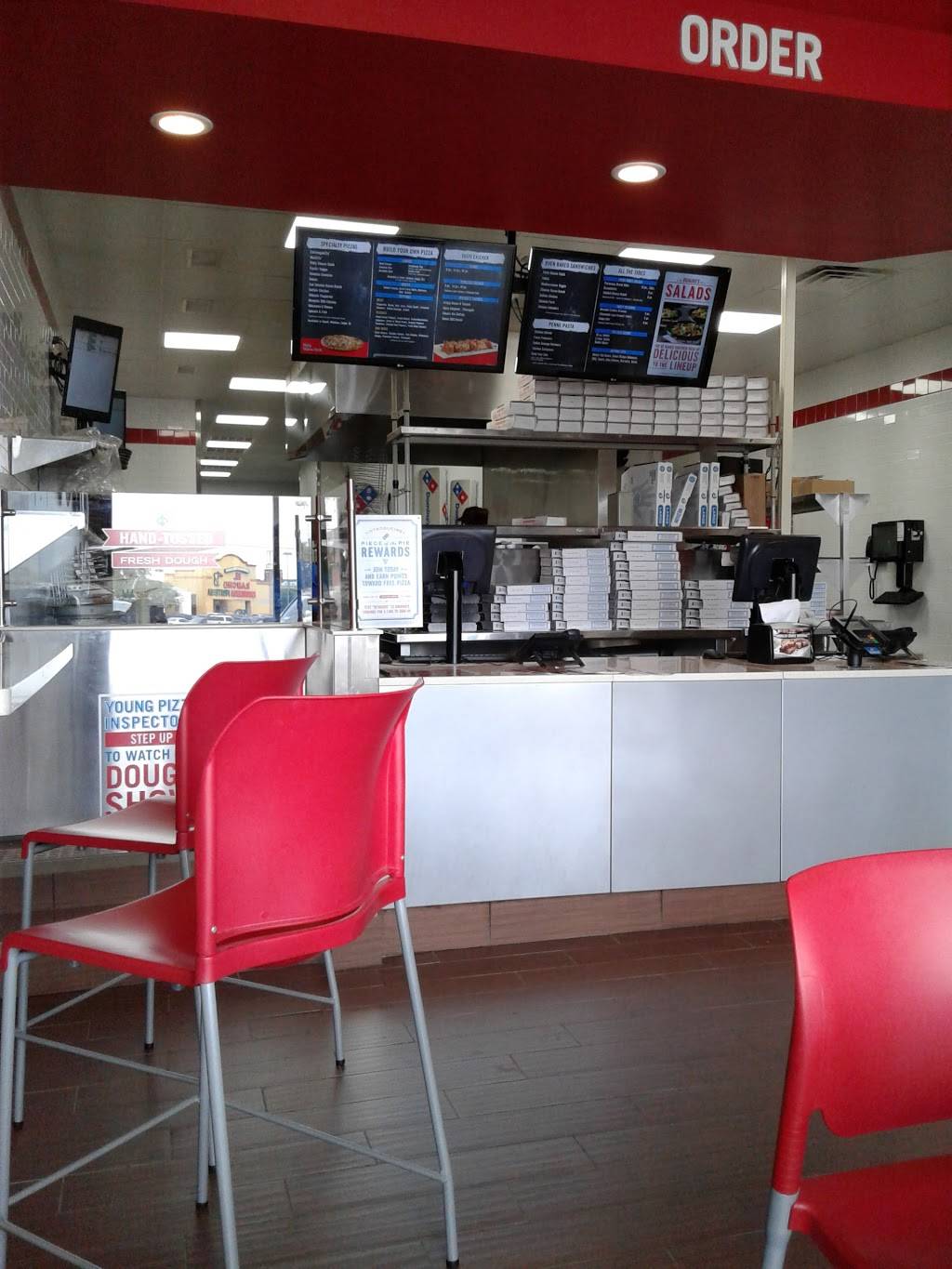 Dominos Pizza | meal delivery | 3720 W Walnut Hill Ln Ste 105, Dallas, TX 75229, USA | 9726207444 OR +1 972-620-7444