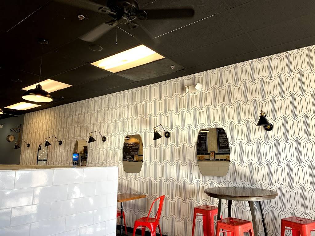 La Cantine | restaurant | 3250 N Tenaya Way #104, Las Vegas, NV 89129, USA | 7027497400 OR +1 702-749-7400