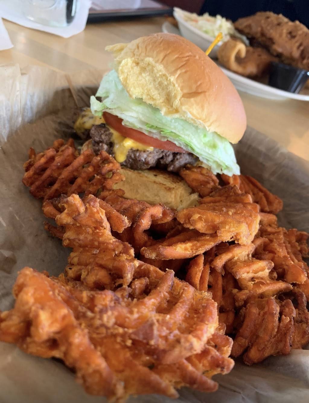 Macks, Great american grill. | restaurant | 801 N Battlefield Blvd, Chesapeake, VA 23320, USA | 7574105790 OR +1 757-410-5790