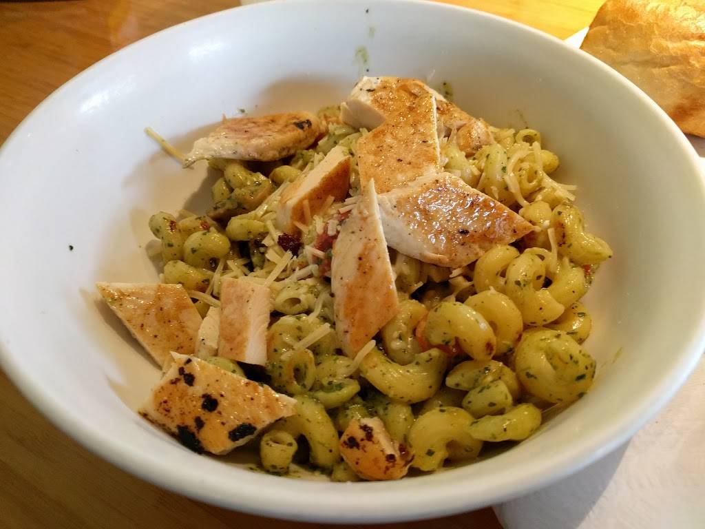 Noodles and Company | restaurant | 13300 Technology Dr, Eden Prairie, MN 55344, USA | 9529750002 OR +1 952-975-0002