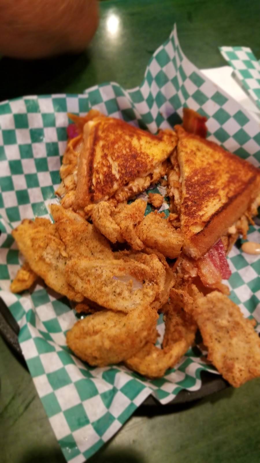 Froggers Grill & Bar | restaurant | 1601 Rock Springs Rd, Apopka, FL 32712, USA | 4078140650 OR +1 407-814-0650