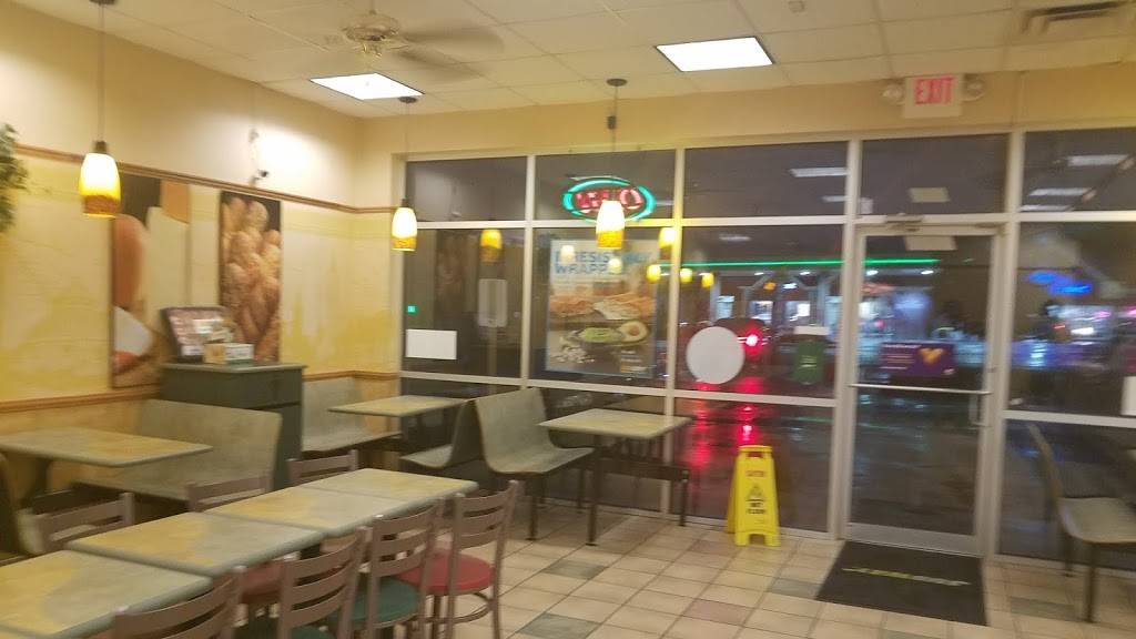Subway | restaurant | 8398 Reading Rd, Cincinnati, OH 45237, USA | 5138216800 OR +1 513-821-6800