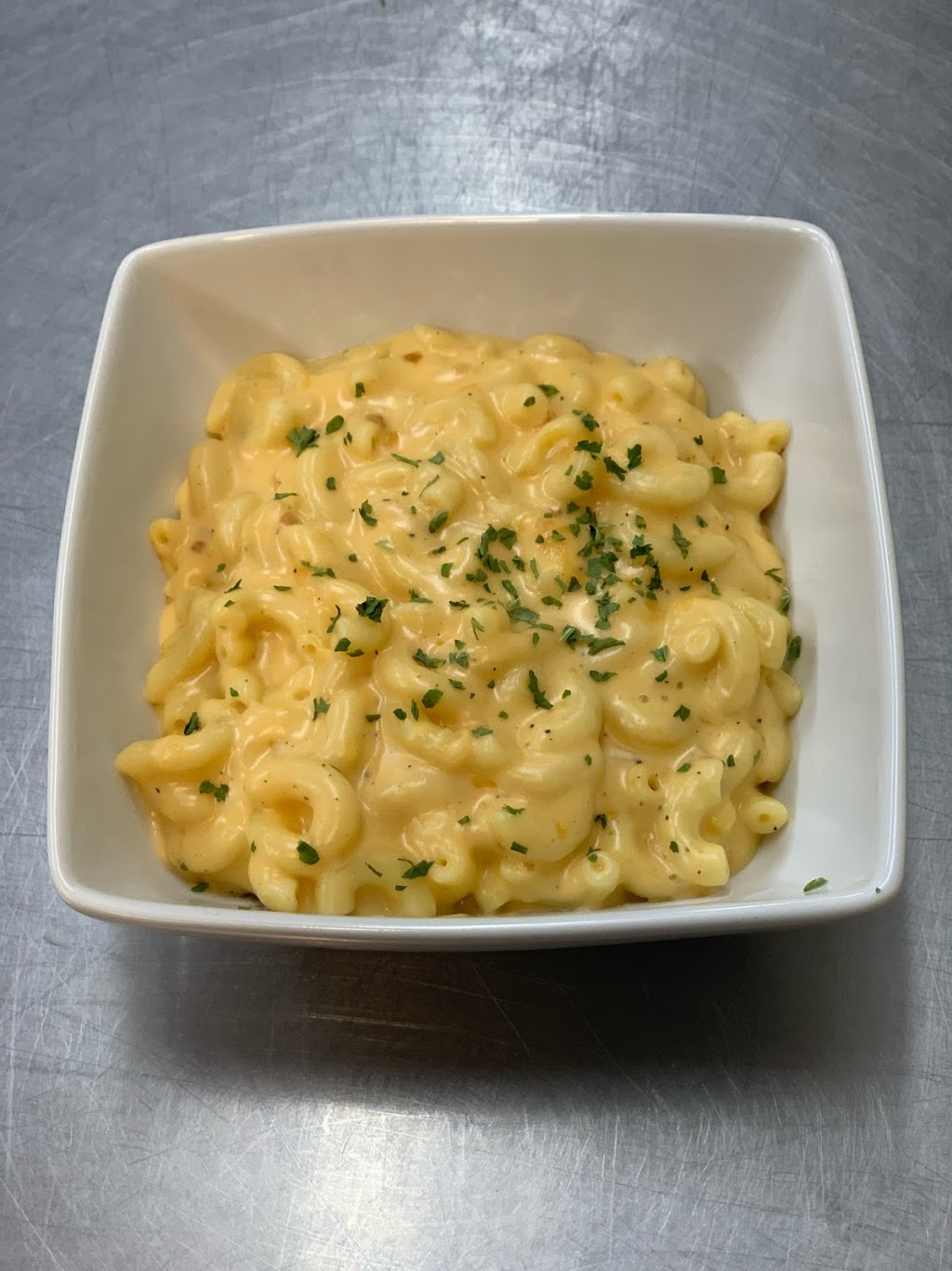 Honeyb33s, LLC | restaurant | 2827a Hwy 72 E, Huntsville, AL 35811, USA | 2563658990 OR +1 256-365-8990