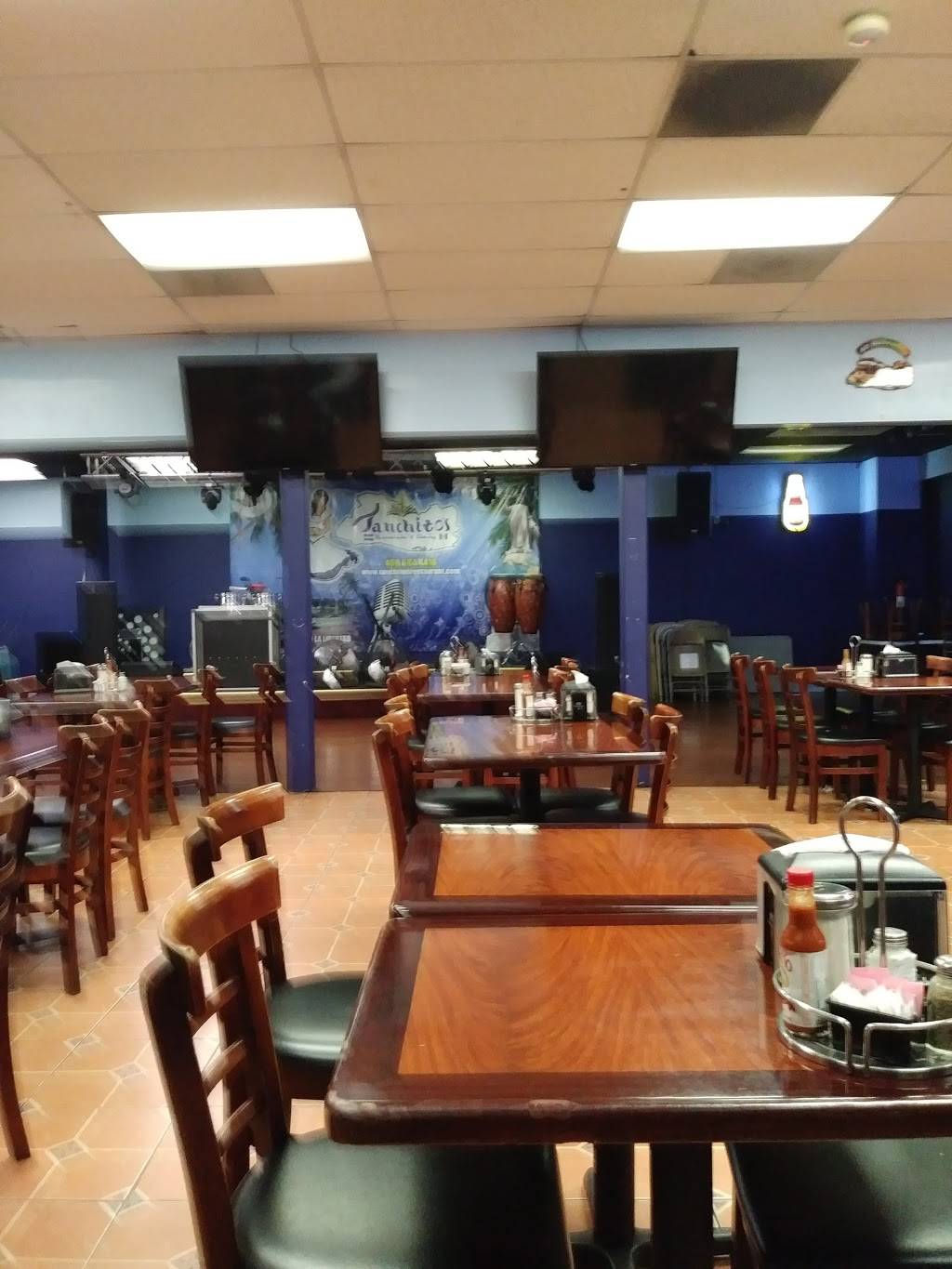 Tanchitos Restaurant | restaurant | 2148 Story Rd #3, San Jose, CA 95122, USA | 4086844416 OR +1 408-684-4416