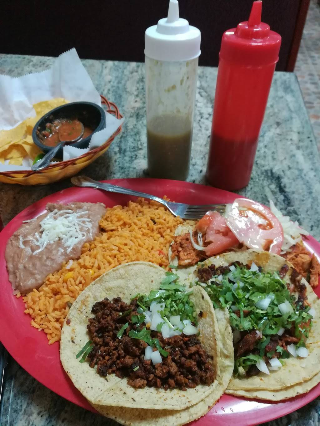 El Azteca (Armitage) | restaurant | 4158 W Armitage Ave, Chicago, IL 60639, USA | 7734861424 OR +1 773-486-1424
