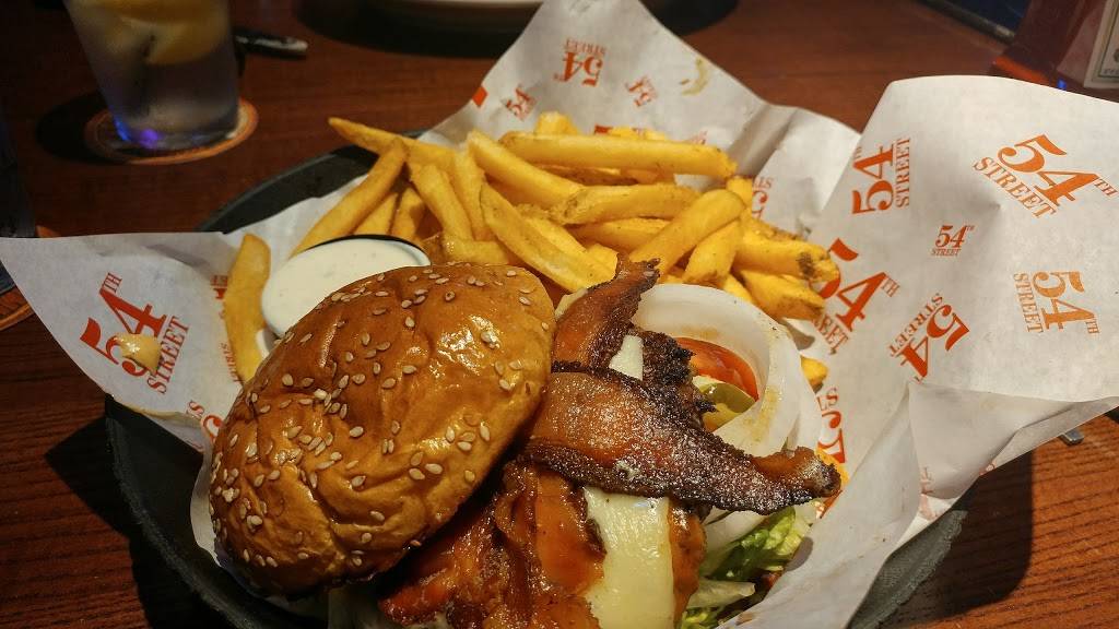 54th Street Restaurant & Drafthouse | restaurant | 9449 Dallas Pkwy, Frisco, TX 75033, USA | 2143870284 OR +1 214-387-0284