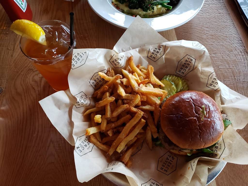 Pierce Tavern | restaurant | 5135 Main St, Downers Grove, IL 60515, USA | 6308695333 OR +1 630-869-5333
