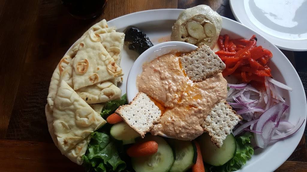 Three Kings Public House | restaurant | 40 Ronnies Plaza, St. Louis, MO 63126, USA | 3142933614 OR +1 314-293-3614