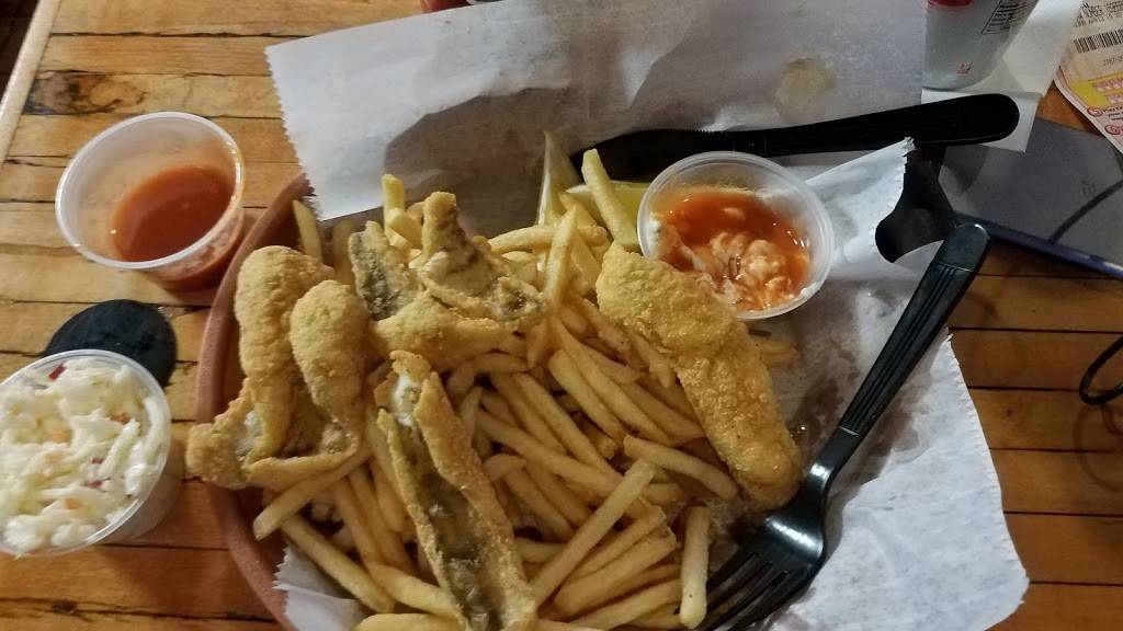 Copper Mug Bar & Grill | restaurant | 1704 E West Maple Rd, Walled Lake, MI 48390, USA | 2486248725 OR +1 248-624-8725