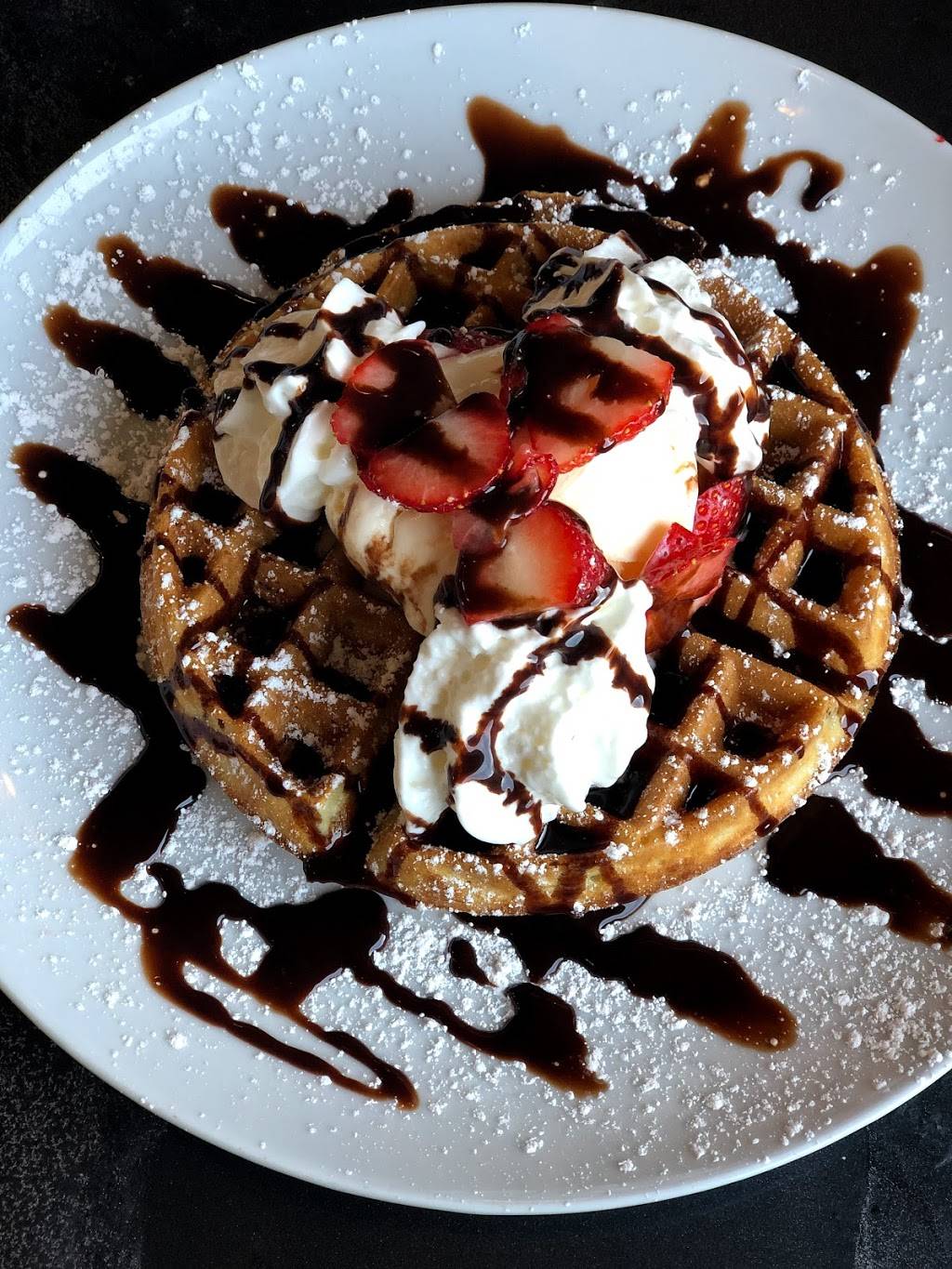 Shaks Mediterranean Bistro | restaurant | 406 Main St, Vista, CA 92084, USA | 7607202233 OR +1 760-720-2233