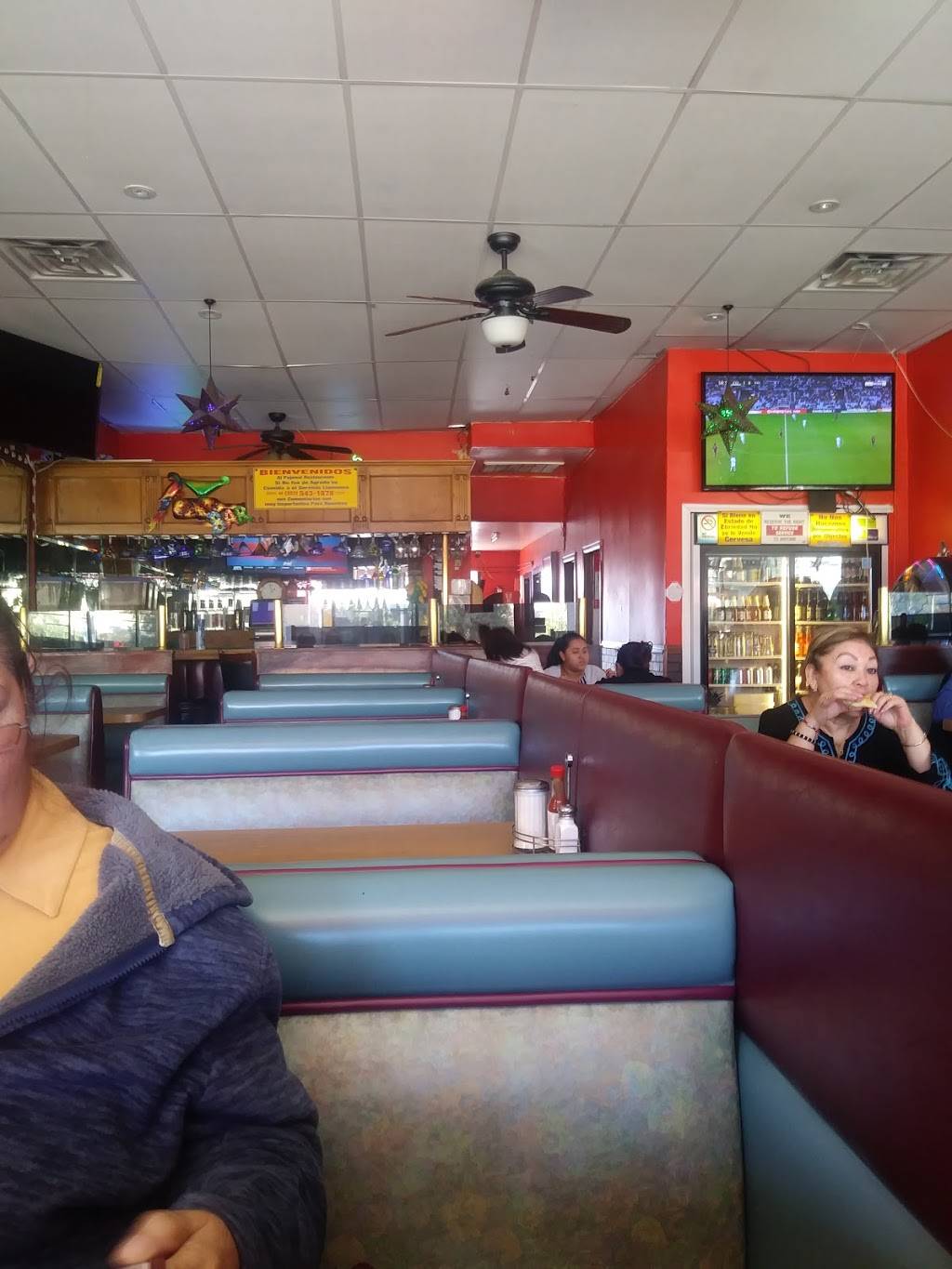 Lotus Lounge | restaurant | 1135 N Vermont Ave, Los Angeles, CA 90029, USA | 3236648554 OR +1 323-664-8554