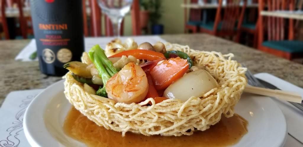 The Palace Thaï Restaurant | restaurant | 254 Boulevard Saint-Luc, Saint-Jean-sur-Richelieu, QC J2W 1C3, Canada | 4507410805 OR +1 450-741-0805