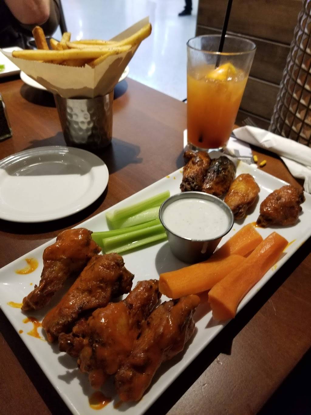 Hard Rock Cafe | restaurant | 3100 S Terminal Rd, Houston, TX 77032, USA | 2812337652 OR +1 281-233-7652