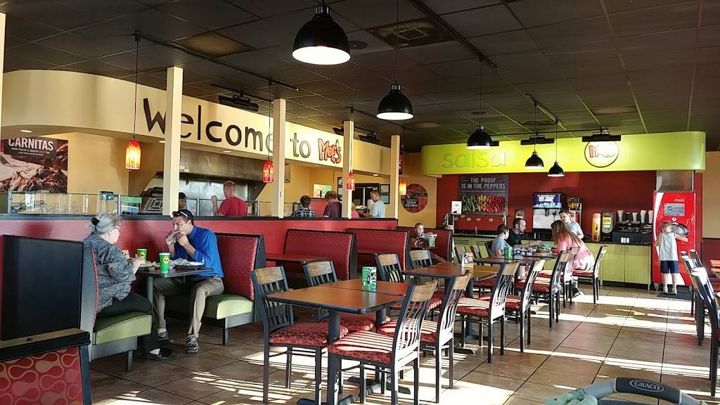 Moes Southwest Grill | restaurant | 909 W McGalliard Rd, Muncie, IN 47303, USA | 7652167793 OR +1 765-216-7793