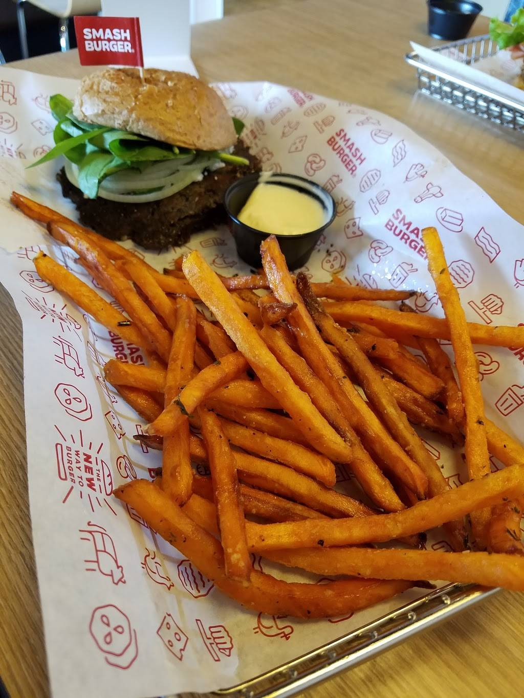 Smashburger | restaurant | 7811 Main St Suite 400, Houston, TX 77030, USA | 7134914526 OR +1 713-491-4526
